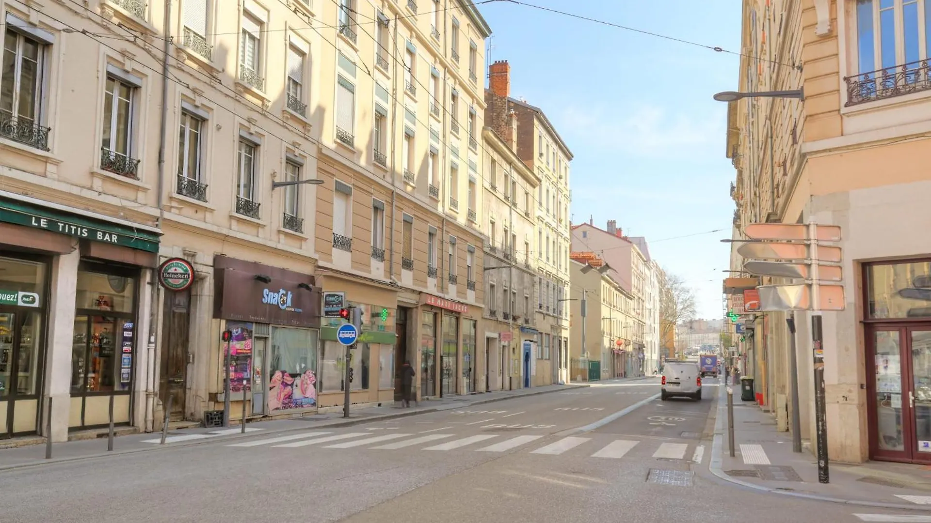 Apartment Charmant Et Cosy Ideal Deplacement Pro Villeurbanne France